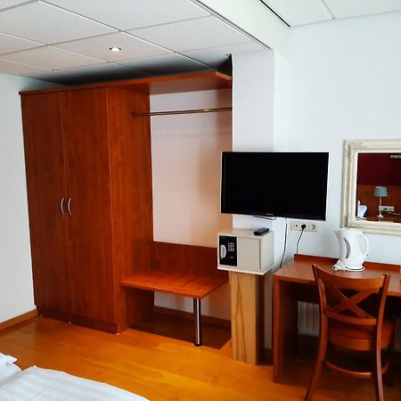 Hotel De Dennen Egmond aan Zee Ruang foto